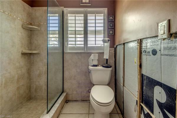Island Harbors, 11803 Island Ave, Matlacha, Florida 33993, image 2
