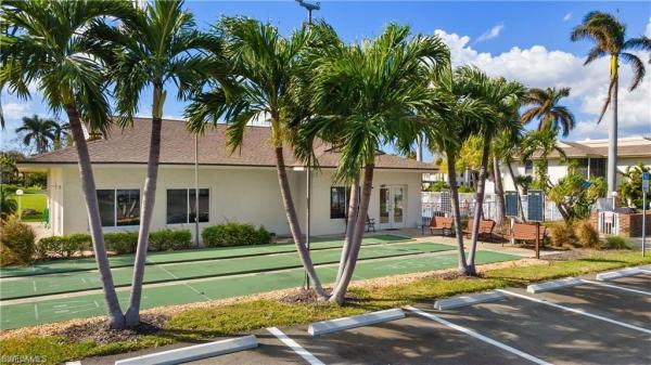 Cardinal Cove, 5487 Peppertree Dr #5, Fort Myers, Florida 33908, image 2