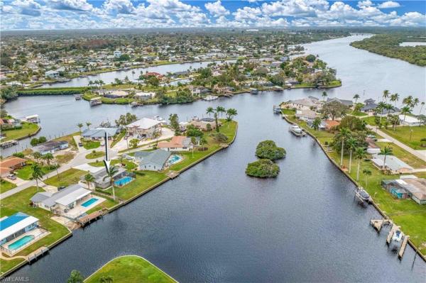 River Forest, 13840 Sleepy Hollow Ln, Fort Myers, Florida 33905, image 1