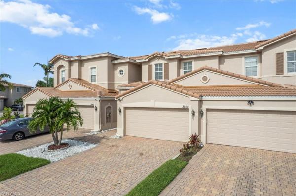 Townhomes Of San Simeon, 3844 Cherrybrook Loop, Fort Myers, Florida 33966, image 2