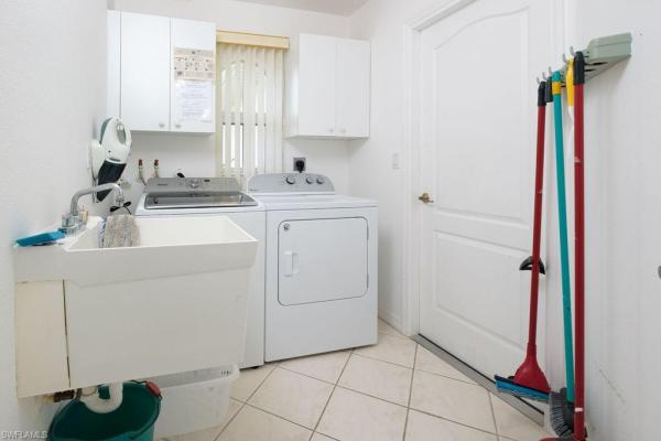 Cape Coral Residential, 4012 28th Pl, Cape Coral, Florida 33914, image 2