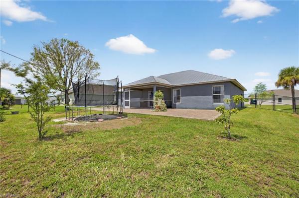 Cape Coral Residential, 2525 4th Pl, Cape Coral, Florida 33909, image 2