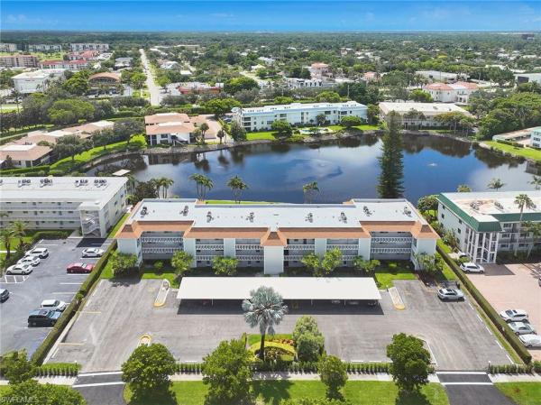 Portside Club, 3100 Binnacle Dr #305, Naples, Florida 34103, image 2