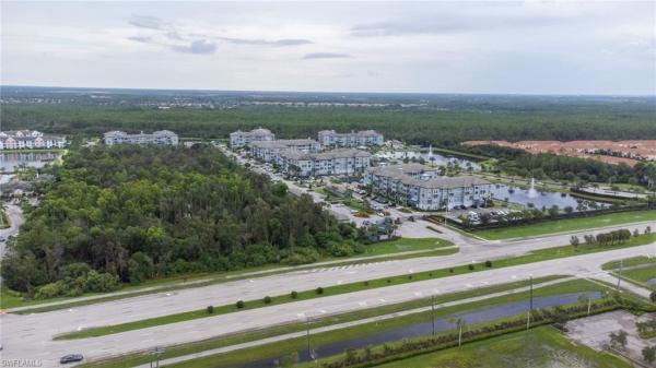 8423 Bernwood Cove Loop #401, Fort Myers, Florida 33966, image 1