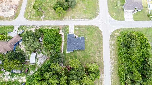Twin Lake Estates, 211 S Thornton Ave, Lehigh Acres, Florida 33974, image 1