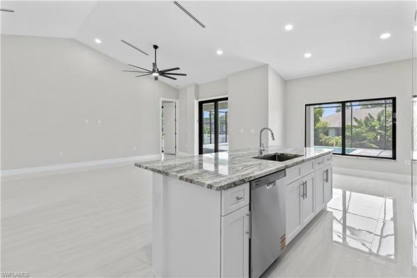 Cape Coral, 2113 22nd Ct, Cape Coral, Florida 33991, image 3