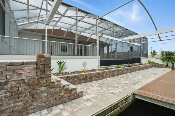 Cape Coral Residential, 113 28th Ter, Cape Coral, Florida 33904, image 2