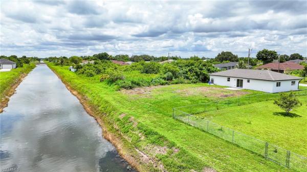 Lehigh Acres Residential, 3209 SW 15th St, Lehigh Acres, Florida 33976, image 1