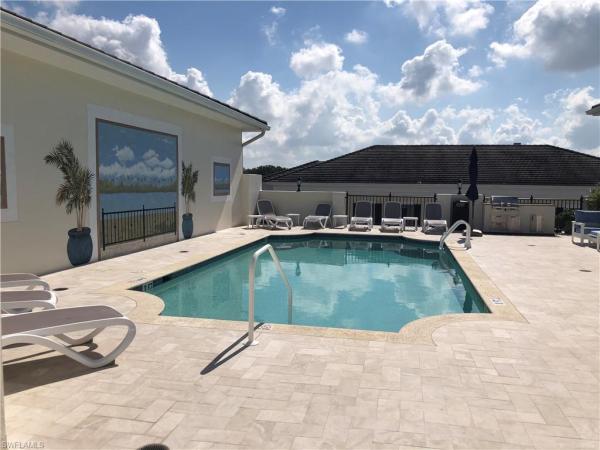 Charleston Square At Coquina Sands, 1400 N Gulf Shore Blvd #310, Naples, Florida 34102, image 1