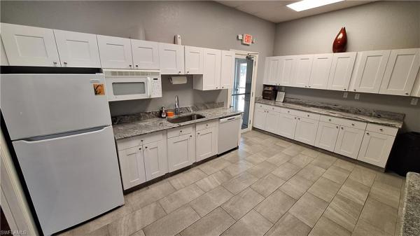 5630 Sherborn Dr #101, Naples, Florida 34110, image 1