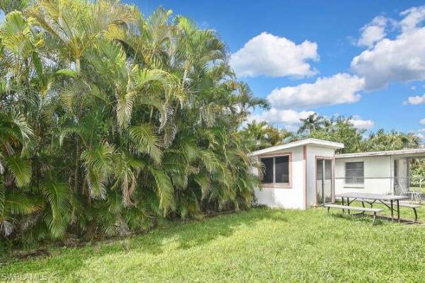 12161 Palm Dr, Fort Myers, Florida 33908, image 1