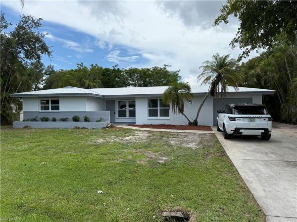 Cypress Lake Country Club Estates, 1646 Hermitage Rd, Fort Myers, Florida 33919, image 1
