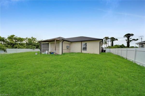 Lehigh Acres Residential, 3031 SW 36th St, Lehigh Acres, Florida 33976, image 1