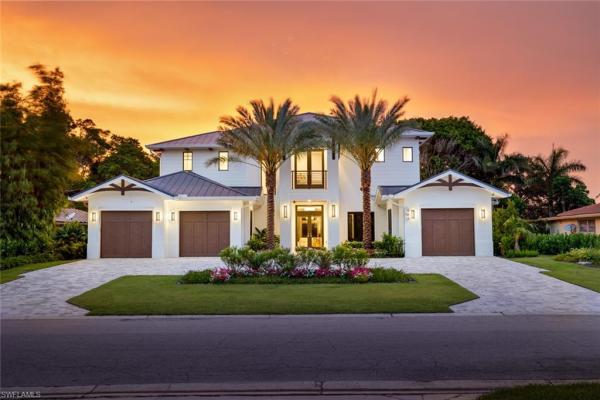 Park Shore, 565 Whispering Pine Ln, Naples, Florida 34103, image 1