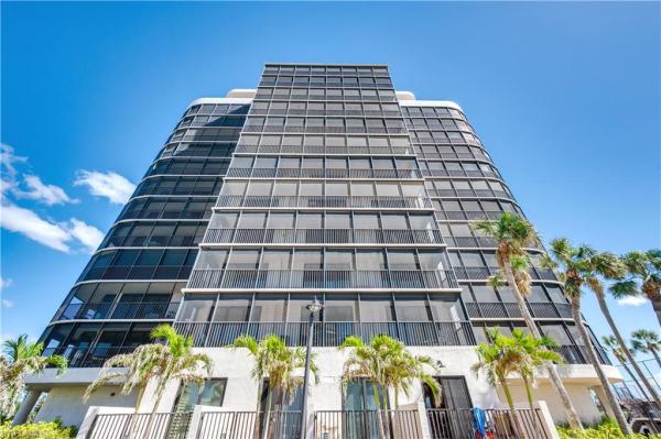 Vanderbilt Yacht & Racquet Club At Vanderbilt Beach, 11030 Gulf Shore Dr #401, Naples, Florida 34108, image 1
