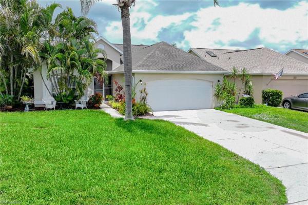 The Meadow, 15134 Cloverdale Dr, Fort Myers, Florida 33919, image 2