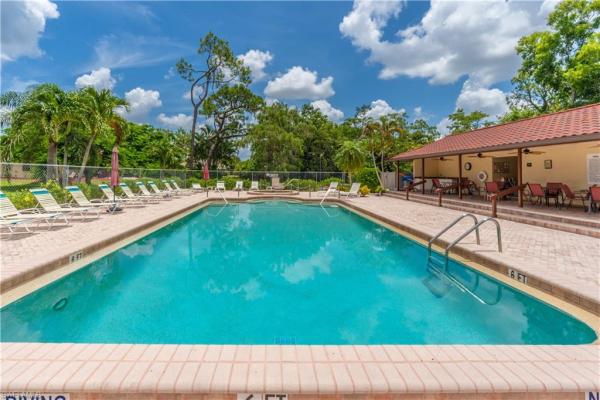 Boca Ciega Manor, 2069 Pine Isle Ln #2069, Naples, Florida 34112, image 1