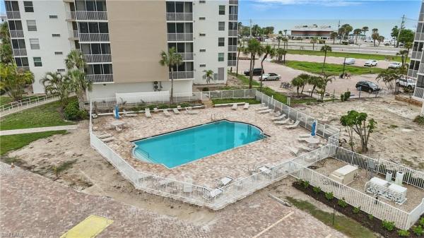 Beach & Tennis Club, 5600 Bonita Beach Rd #4-605, Bonita Springs, Florida 34134, image 2