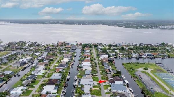 Cape Coral, 1109 Lenox Ct, Cape Coral, Florida 33904, image 1