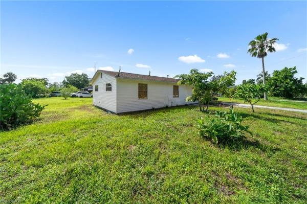 1110 Gerald Ave, Lehigh Acres, Florida 33936, image 1