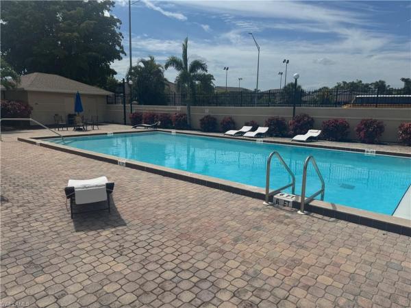 Mystic Gardens, 5303 Summerlin Rd #307, Fort Myers, Florida 33919, image 3