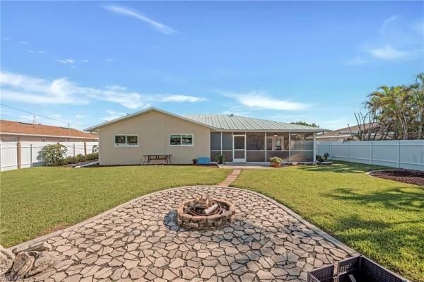 Cape Coral Residential, 322 31st St, Cape Coral, Florida 33904, image 1