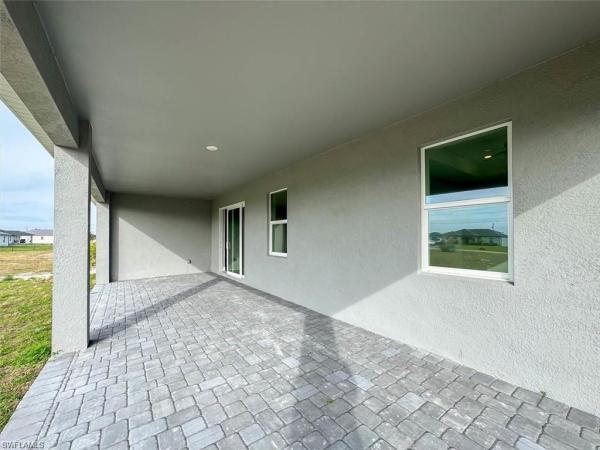 Cape Coral, 4230 32nd Ln, Cape Coral, Florida 33993, image 1