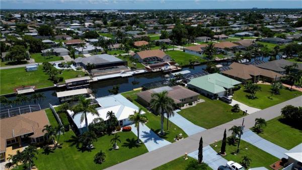 Cape Coral Residential, 1127 16th St, Cape Coral, Florida 33990, image 2
