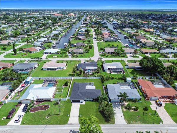 Cape Coral Residential, 1903 Cornwallis Pkwy, Cape Coral, Florida 33904, image 2