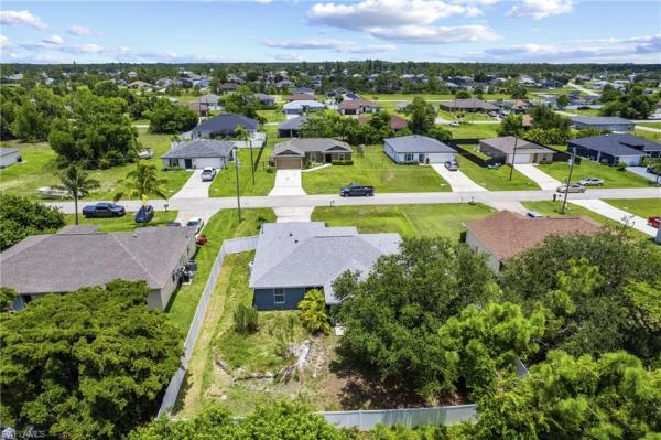 Gator Circle, 4118 20th Pl, Cape Coral, Florida 33909, image 3