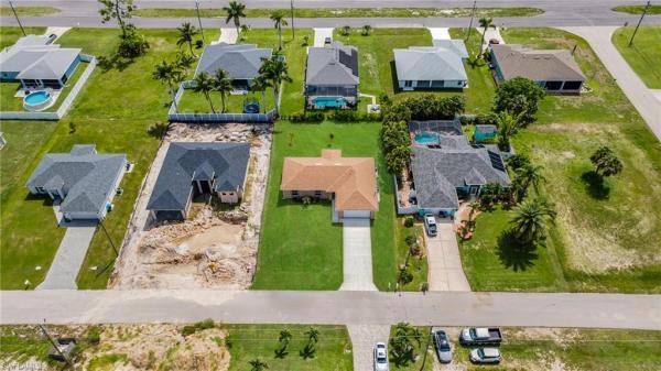 Gator Circle, 4209 23rd Pl, Cape Coral, Florida 33909, image 2