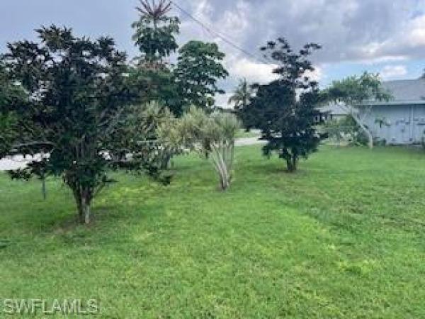 Cape Coral Residential, 1223 25th Ter, Cape Coral, Florida 33904, image 2