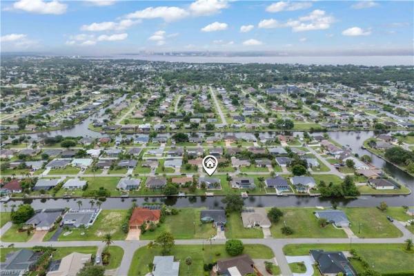 Cape Coral Residential, 608 20th Pl, Cape Coral, Florida 33990, image 2