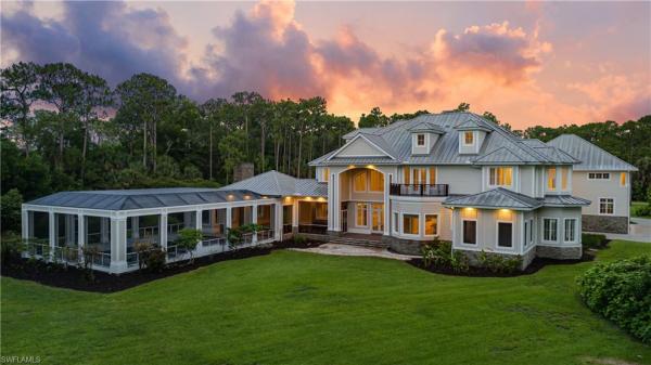 Coach House, 2263 Coach House Ln, Naples, Florida 34105, image 1