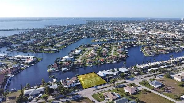 Harbour Breeze, 1814 Beach Pkwy #201, Cape Coral, Florida 33904, image 3