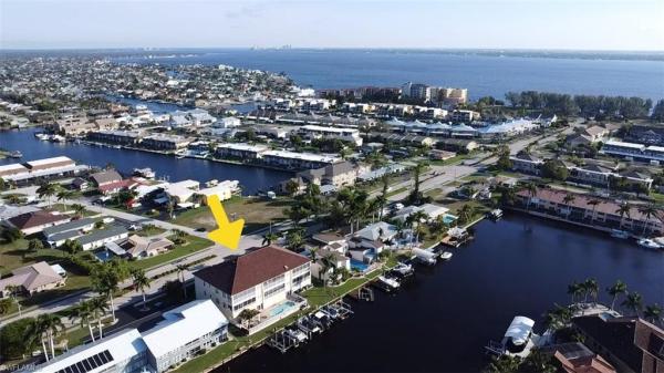 Harbour Breeze, 1814 Beach Pkwy #201, Cape Coral, Florida 33904, image 2