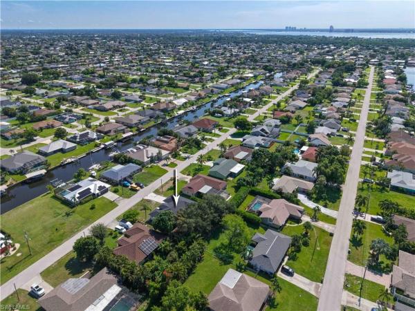 Cape Coral Residential, 1716 12th St, Cape Coral, Florida 33990, image 2