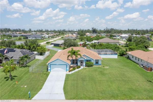 Cape Coral Residential, 1729 14th St, Cape Coral, Florida 33991, image 2