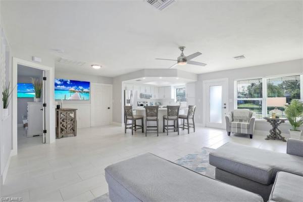 Villa Bonita, 9807 Kentucky St, Bonita Springs, Florida 34135, image 1