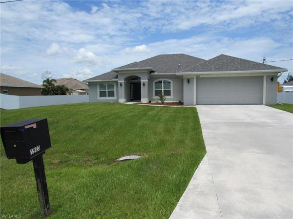 1923 Villia St, Lehigh Acres, Florida 33972, image 1
