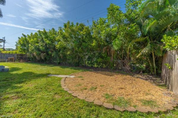 Park Place, 9804 Tonya Ct, Bonita Springs, Florida 34135, image 2
