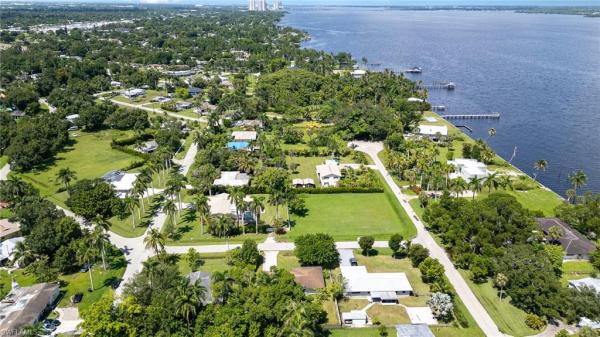 319 Arlington Ave, Fort Myers, Florida 33905, image 1