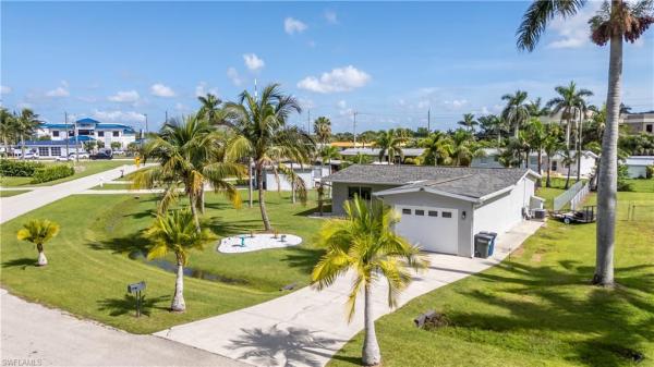 Rivervue Park, 9948 Almetta Ave, Fort Myers, Florida 33919, image 1