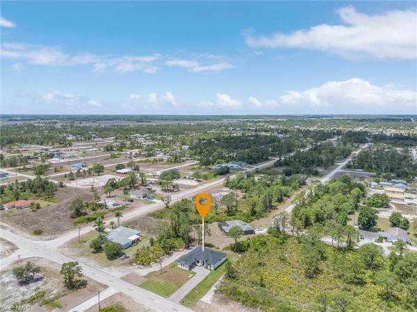 Lehigh Acres, 956 S Columbus Blvd, Lehigh Acres, Florida 33974, image 1
