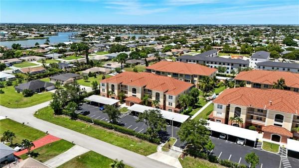 Van Loon Commons, 1141 Van Loon Commons Cir #305, Cape Coral, Florida 33909, image 2