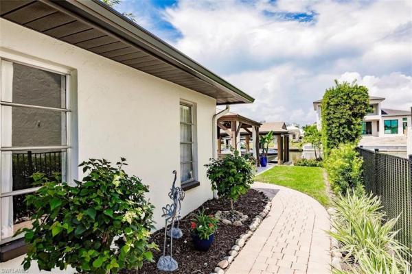 Conners At Vanderbilt Beach, 343 Conners Ave, Naples, Florida 34108, image 1