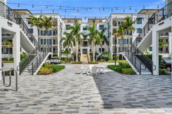 Eleven Eleven Central, 1125 Central Ave #565, Naples, Florida 34102, image 2