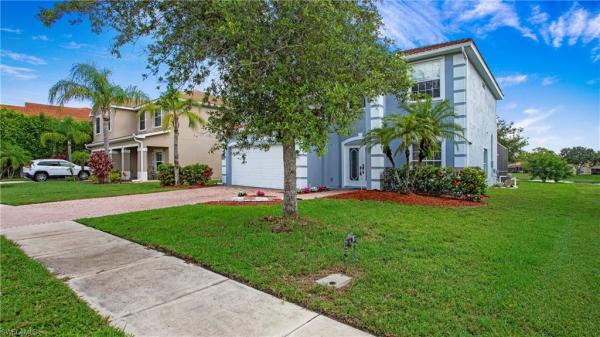 Valencia Lakes, 2864 Blossom Ct, Naples, Florida 34120, image 2