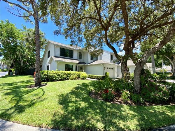 Pelican Ridge, 871 Meadowland Dr #F, Naples, Florida 34108, image 2