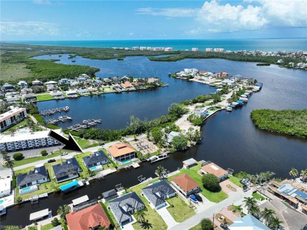 237 3rd St, Naples, Florida 34134, image 2